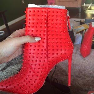 Steve Madden Spiked Booties- Size 7